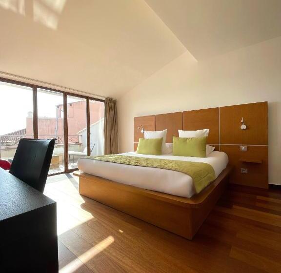 海景标准间带阳台, Cassis Loc   Chambre Meublée