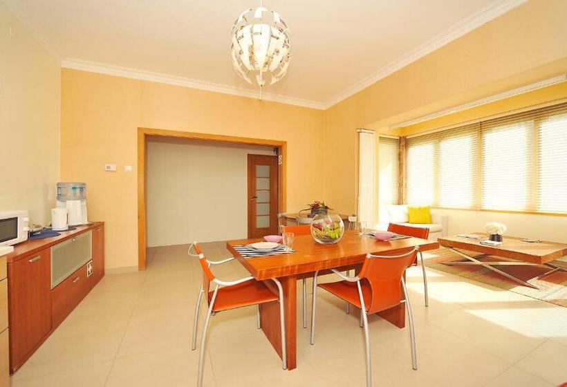 سوییت لوکس, Cosy Bedrooms Guest House