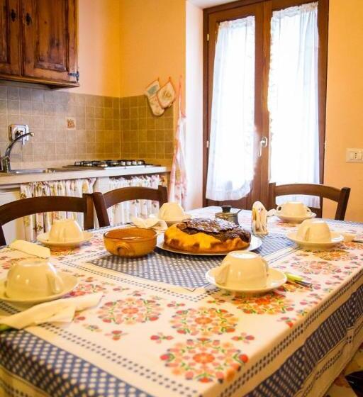 침실 3개 아파트, Borgo Struginati