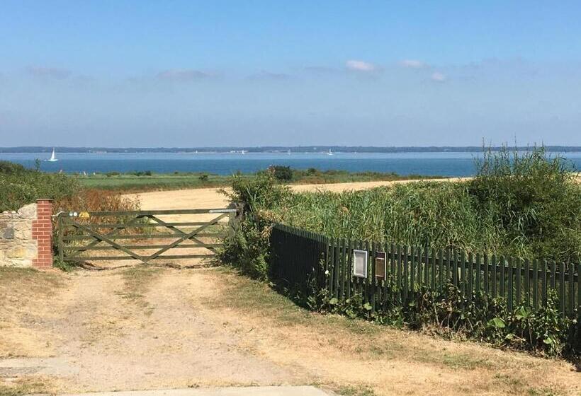 Апартаменты 1 Спальня Вид на Море, Stable Cottages