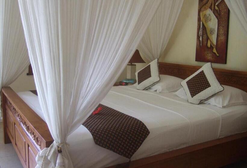 اتاق استاندارد با چشم‌انداز استخر, Guesthouse Rumah Senang