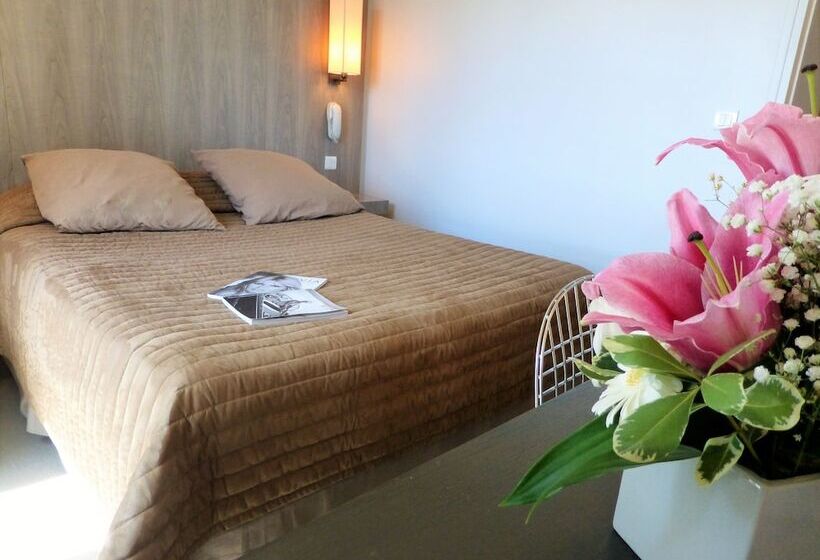 Номер Стандарт, Bliss Hôtel