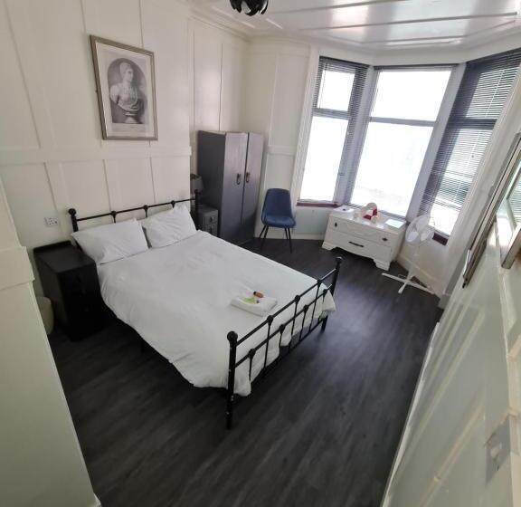 Family Suite, Elmora House