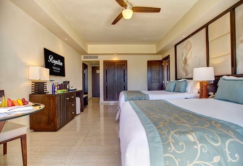 اتاق لوکس با چشم‌انداز دریا, Royalton Punta Cana, An Autograph Collection Allinclusive Resort & Casino