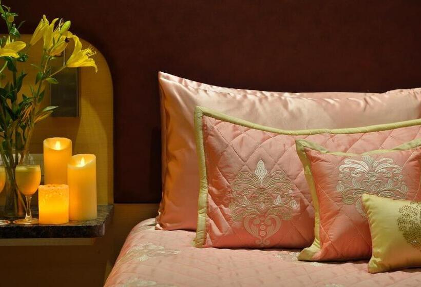 سوئیت پریمیوم, Vivanta Vadodara