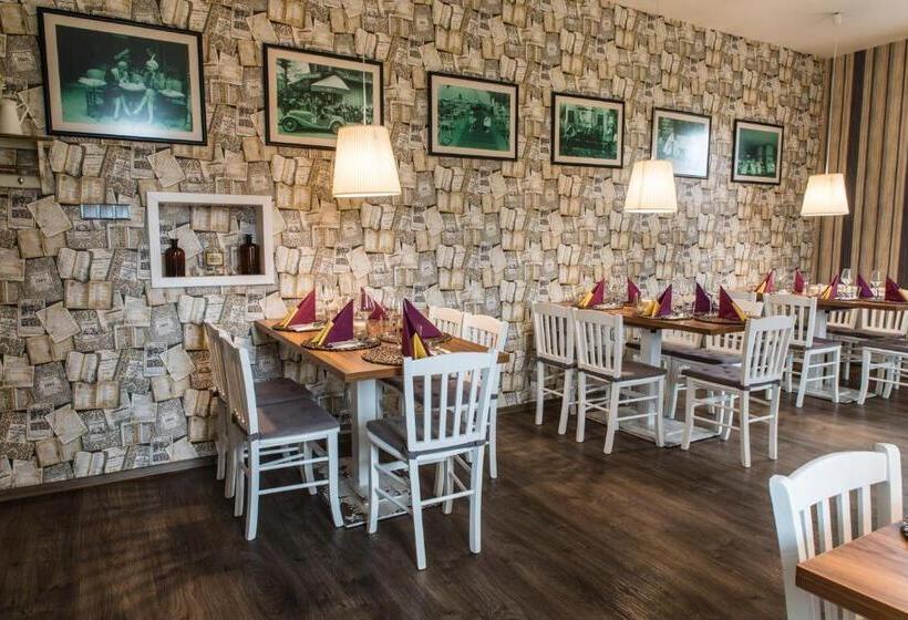 Апартаменты 1 Спальня, Restaurace Stará Lípa