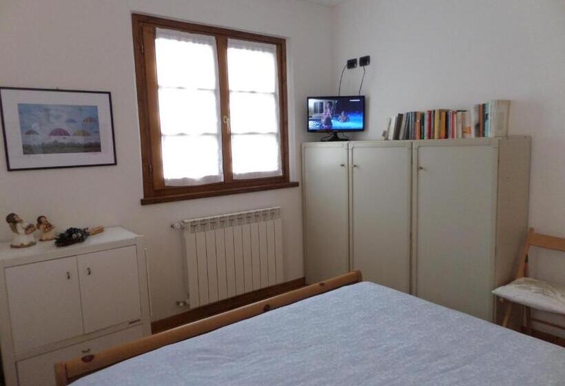 Номер Стандарт, Baita De Eliseo B&b