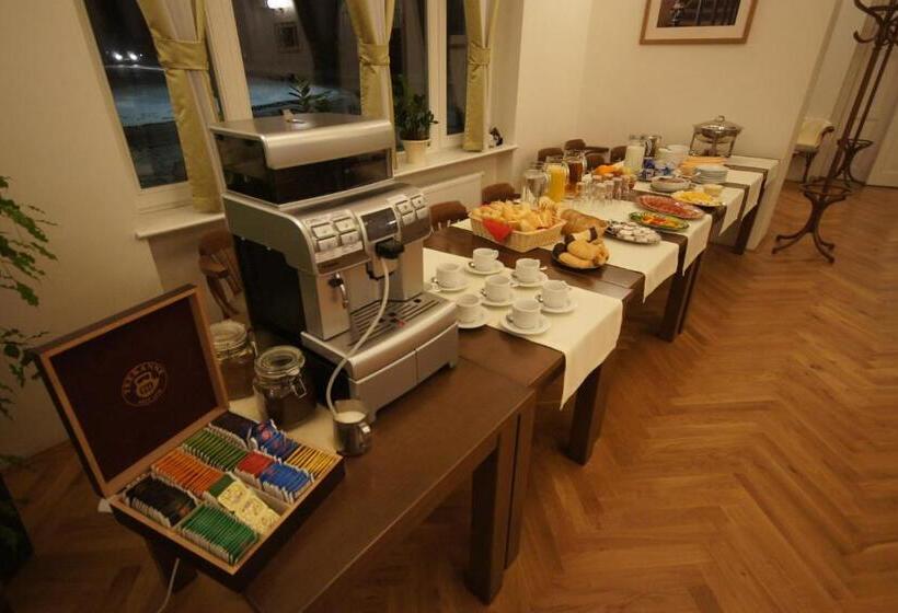 标准间, Pod Zeleným Dubem