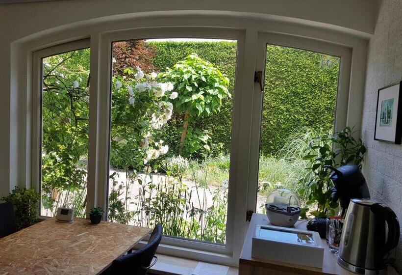 Номер Стандарт, B&b Oostrik