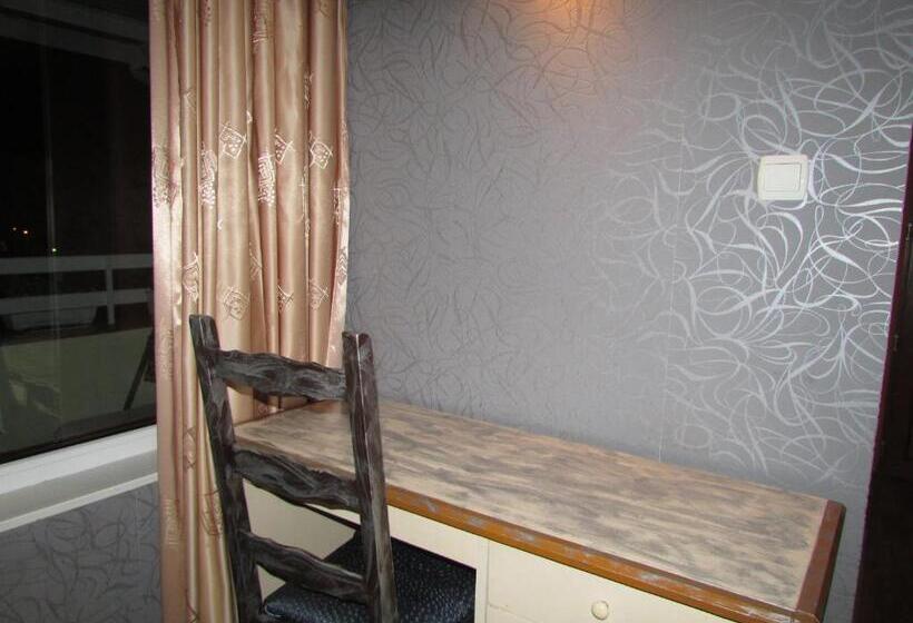 Апартаменты 2 Спальни Вид на Море, Morska Zvezda Guest House