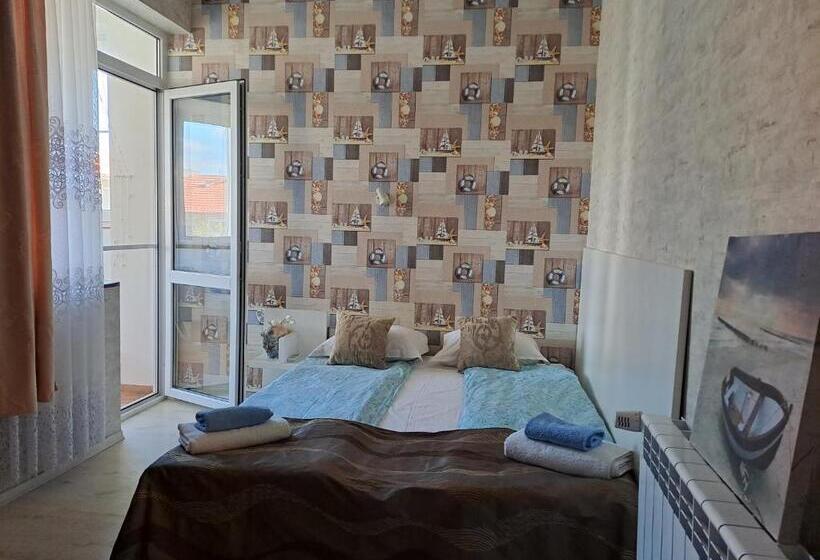 Номер Стандарт с Балконом, Morska Zvezda Guest House