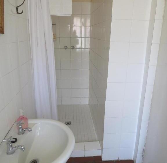 Апартаменты 2 Спальни, 4 Rothman Street B&b