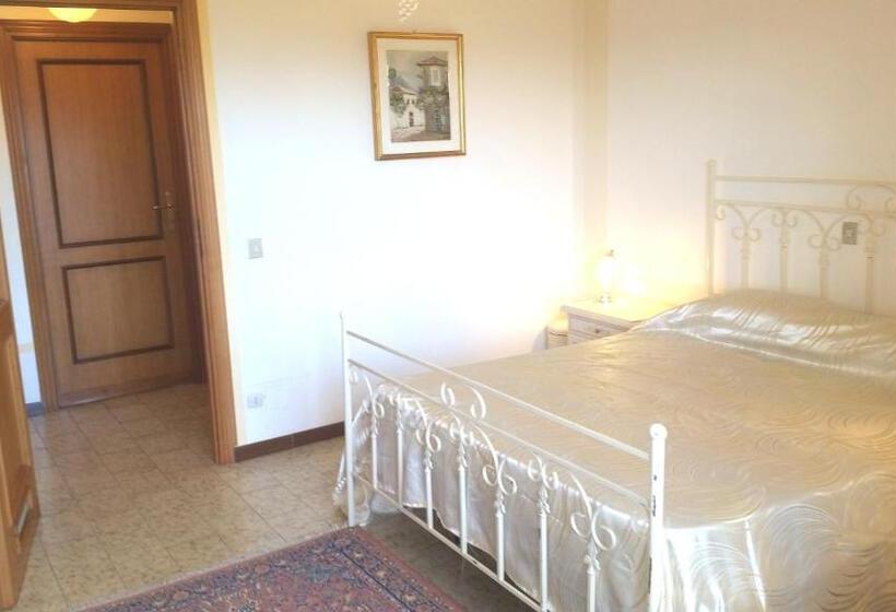 Номер Стандарт с Балконом, B&b Altura
