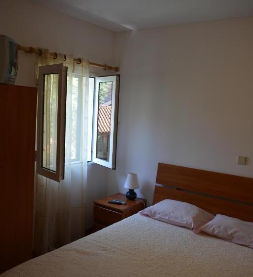 Estúdio Estandar com Sacada, Casa Dos Santos Alojamento   Guest House
