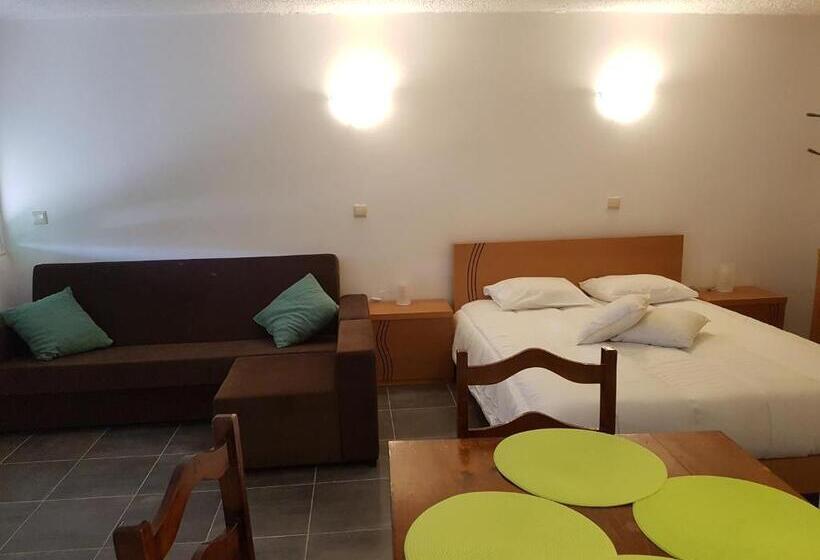 Estúdio Familiar, Casa Dos Santos Alojamento   Guest House