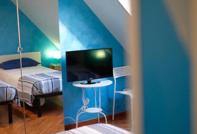 Quarto Estandar, Oasi 83