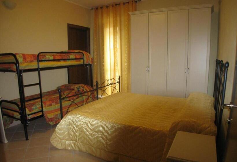 Номер Стандарт с Балконом, B&b Il Vecchio Portale