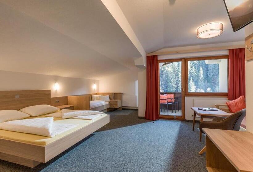 Трехместный Номер Стандарт с Балконом, Haus Am Wildbach