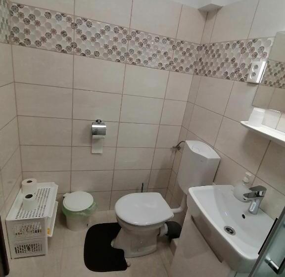 Апартаменты 1 Спальня, Joós Apartman