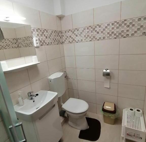 Апартаменты 1 Спальня, Joós Apartman