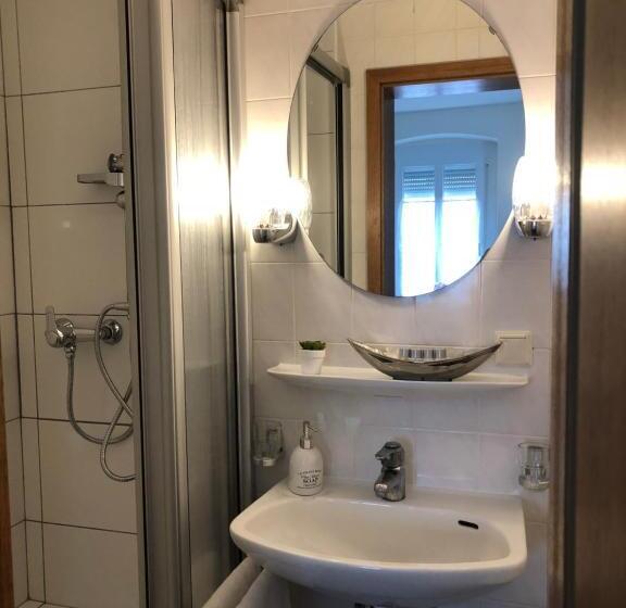 StandaardKamer, Pension Holzgarten