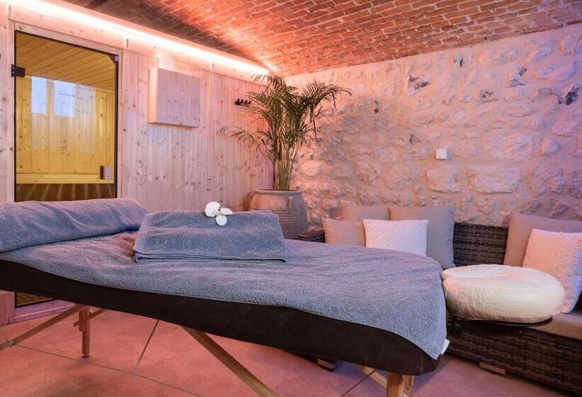 Студио Престиж, Townhouse Trouville   Appart Hotel & Studios