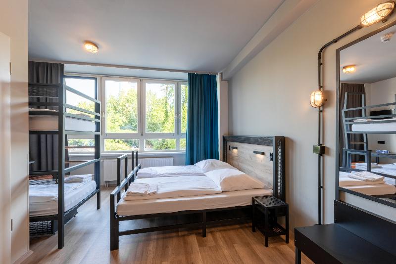 家庭间, a&o Hamburg City