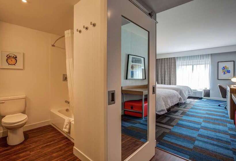 장애인을 위한 스탠다드 룸, Doubletree By Hilton Monroe Township Cranbury