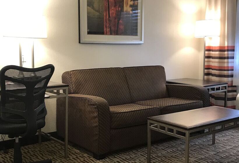 Люкс, Hawthorn Suites By Wyndham Victorville