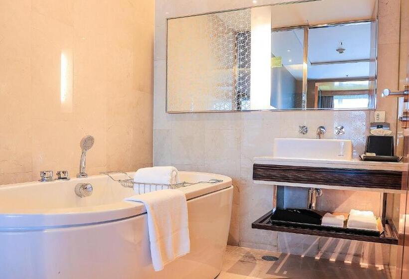 Quarto Deluxe, Renaissance Bangkok Ratchaprasong