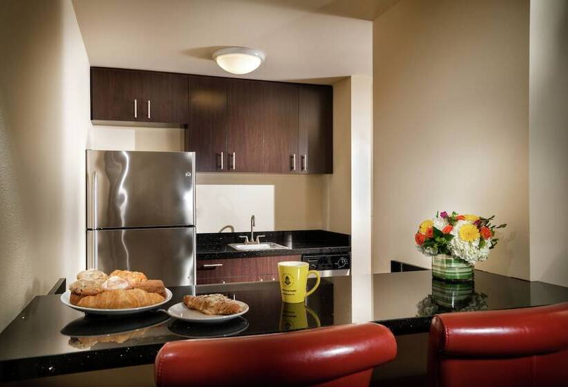 スイート, Staypineapple, The Maxwell Hotel, Seattle Center Seattle