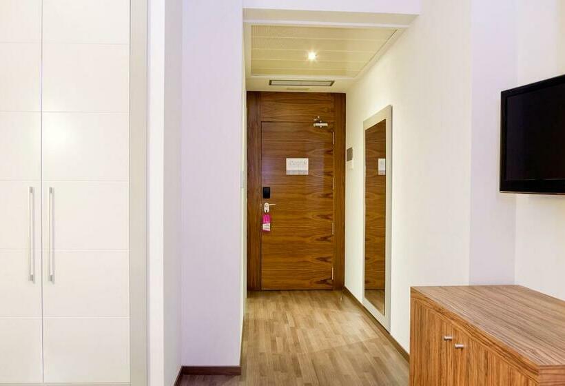 اتاق استاندارد, Dña Monse Hotel Spa & Golf