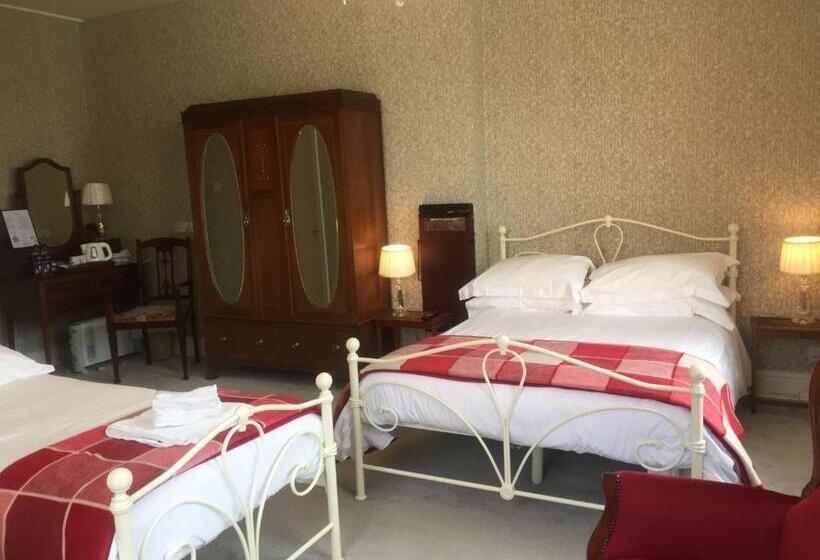 Семейный Номер, The Beaumont Accommodation