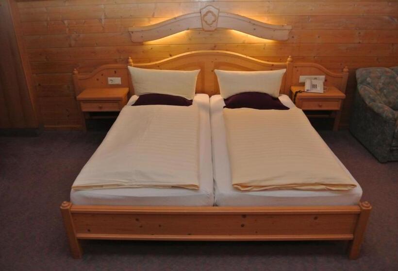 Семейный Номер Вид на Горы, Gruberhof Innsbruck Igls B&b