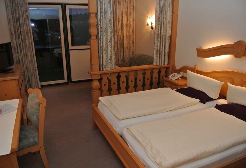 Номер Стандарт Вид на Горы, Gruberhof Innsbruck Igls B&b