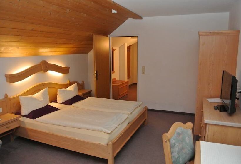 Четырехместный Номер Стандарт, Gruberhof Innsbruck Igls B&b