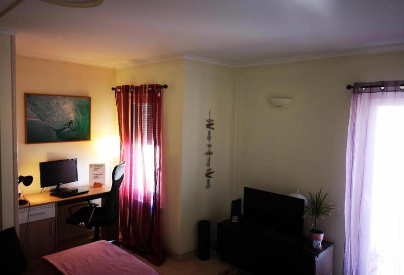 חדר דלוקס, Peniche Surf Lodge 1