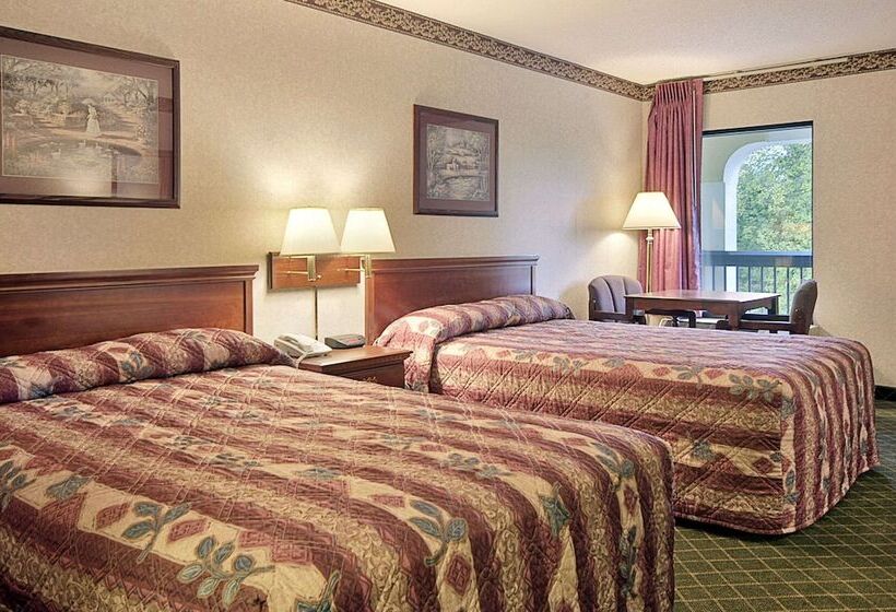 스탠다드 룸 더블 침대 2개, Super 8 By Wyndham Ruther Glen Kings Dominion Area
