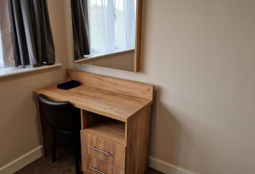 Номер Superior Адаптированный для Инвалидов, Best Western Northfields Ealing