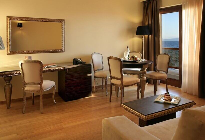 Люкс Повышенной Комфортности, Valis Resort