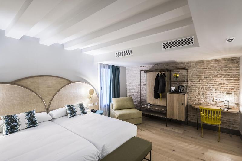 Suíte, Holiday Inn Express Hotel & Suites Dieppe Airport, An Ihg