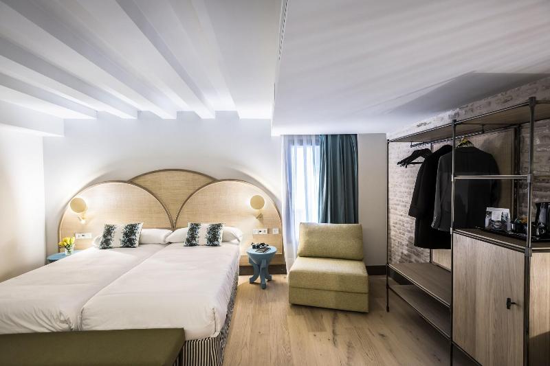 Люкс, Holiday Inn Express Hotel & Suites Dieppe Airport, An Ihg