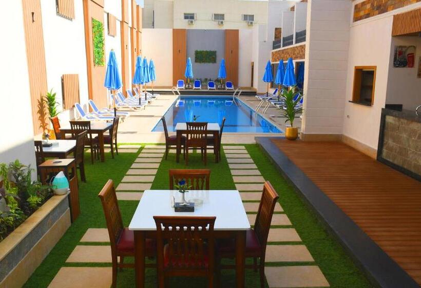 اتاق استاندارد با چشم‌انداز استخر, Moon Light Hotel Cairo Dar El Eshara