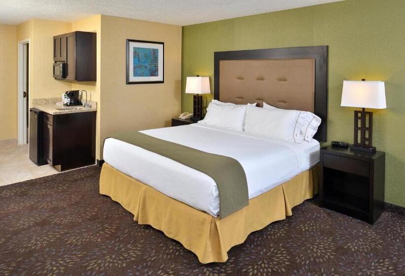 Номер Deluxe Адаптированный для Инвалидов, Holiday Inn Express Hotel & Suites Charlotte, An Ihg
