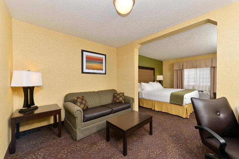 带大床的标准间, Holiday Inn Express Hotel & Suites Charlotte, An Ihg