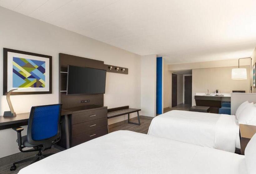 スイート, Holiday Inn Express Hotel & Suites Fort Myers East   The Forum, An Ihg