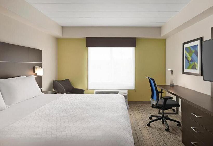 スイート, Holiday Inn Express Hotel & Suites Fort Myers East   The Forum, An Ihg