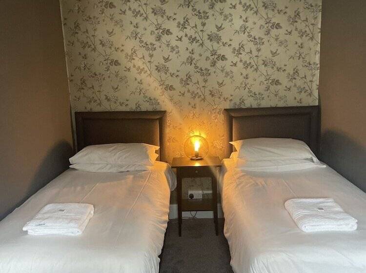 스탠다드 룸, The Fountain Inn & Riverside Restaurant