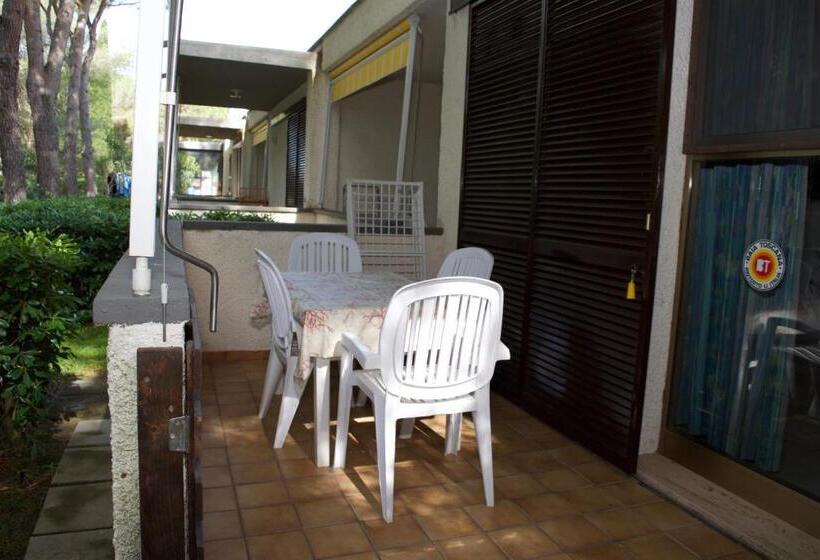 带2个卧室的公寓, Baia Toscana