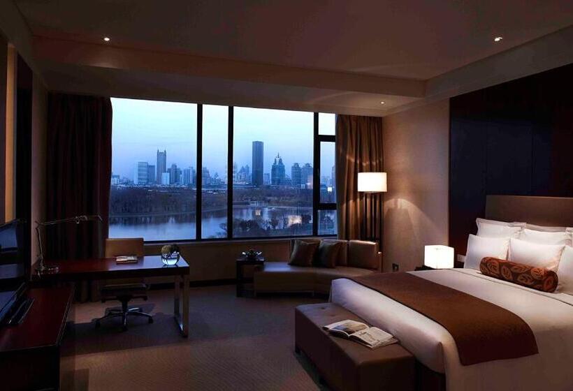 Номер Премиум, Renaissance Tianjin Lakeview